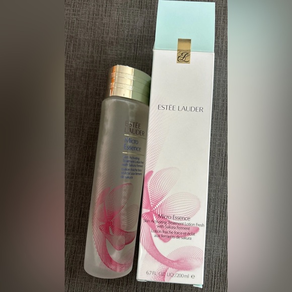 ESTEE LAUDER Micro Essence Treatment Lotion Fresh with Sakura Ferment 200ml NEW - Picture 5 of 12